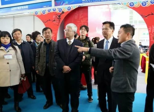 我校設(shè)計(jì)藝術(shù)學(xué)院作品亮相首屆東北亞文化藝術(shù)博覽會(huì)